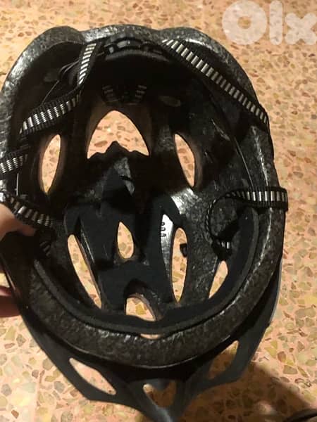 Bicycle helmet (new)+ free gift 1