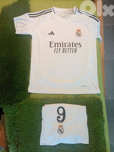 Real Madrid Mbappe Home football Shirt & Short 2024-25 1
