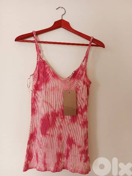 بلوز و تنانير ماركات عدة قياسات مختلفة 14