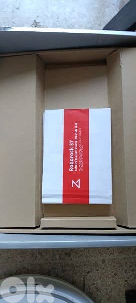 Dyson V8 refurbished 9