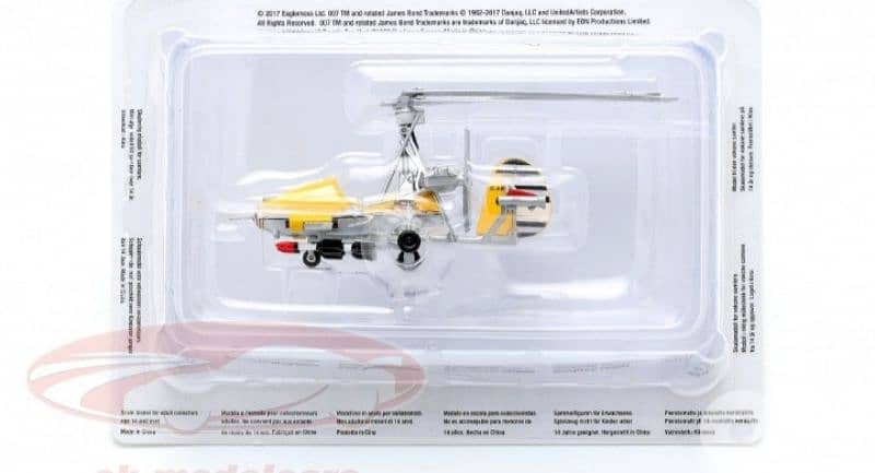 Little Nelly (James Bond Movie) diecast car model 1;43. 2