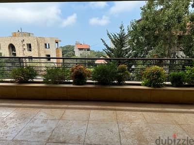 Apartment for Rent in Quiet Neighborhood