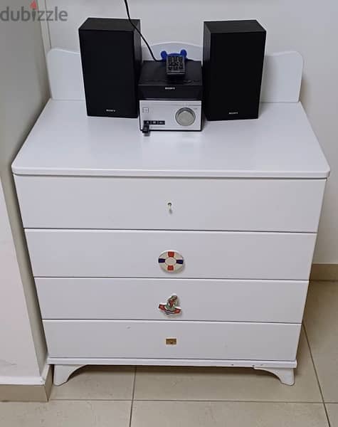 used twins bedroom 1