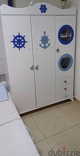 used twins bedroom 2