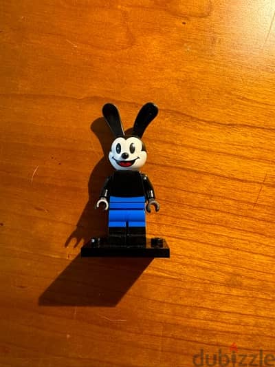 oswalt the lucky rabit lego minifigure