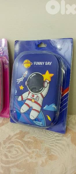 مقلمة للمدرسة اشكال و الوان مختلفة 1