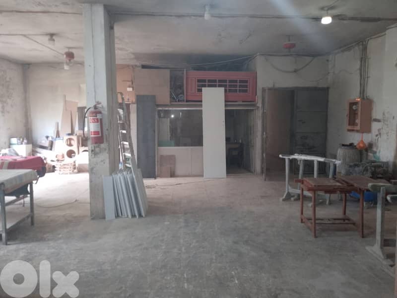مستودع صناعي في المكلسIndustrial Depot For Sale In Mkalles/1st Degree 0