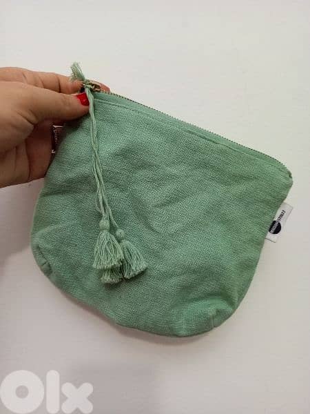 شنطة او مقلمة للماكياج نوعية ممتازة 1