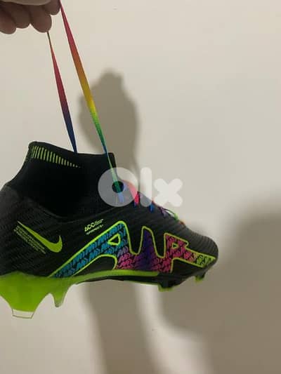 football shoes finest quality in market 40% discount