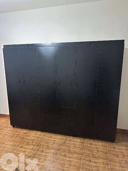 خزانة ست درف عرض 240 سم 0
