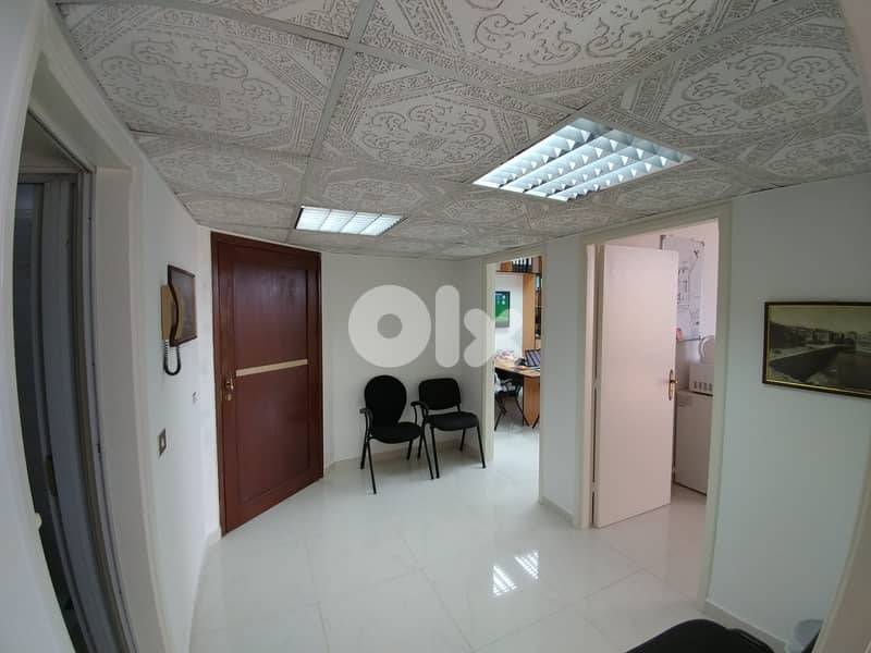 Office for rent in Mansourieh مكتب للايجار في منصورية 0
