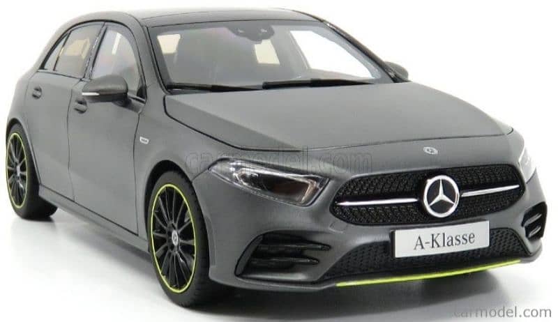 Mercedes A Class  diecast car model 1;18. 3