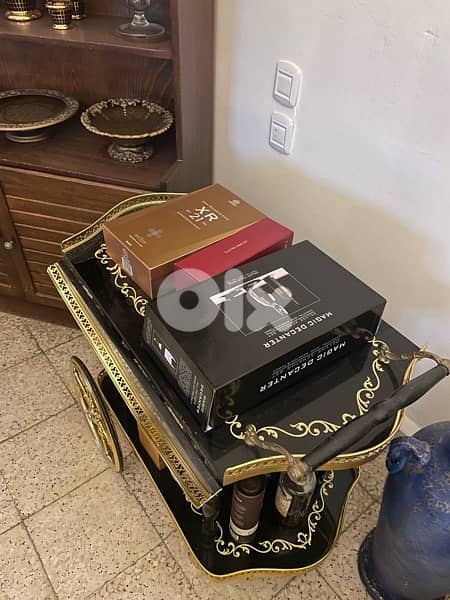 european vintage trolley bar 1