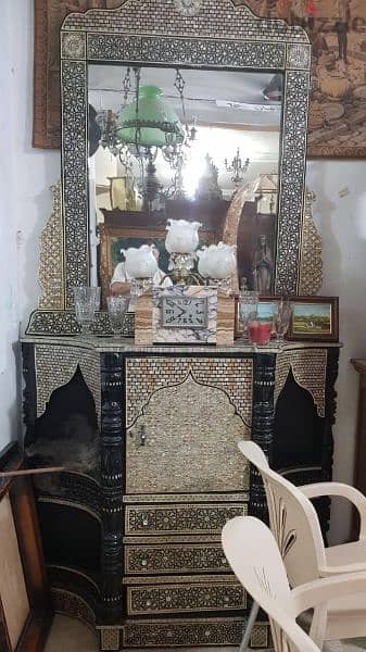 Console Traditional design hand-made 1