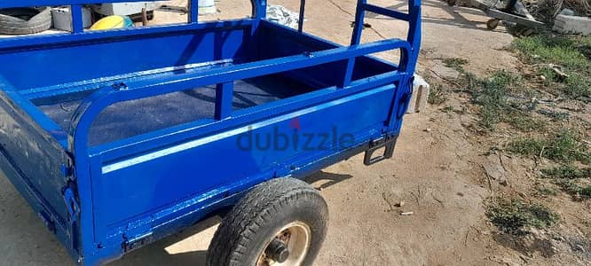 قاطره  للرانجات او لatv ويمكن استخدامها للتخيم او نقل الاوزان الثقيله