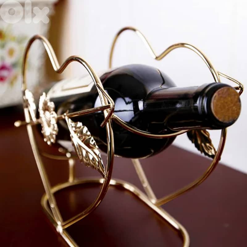 Cupid Wine Rack, Golden Heart-Shaped Wine Bottle Holder 3