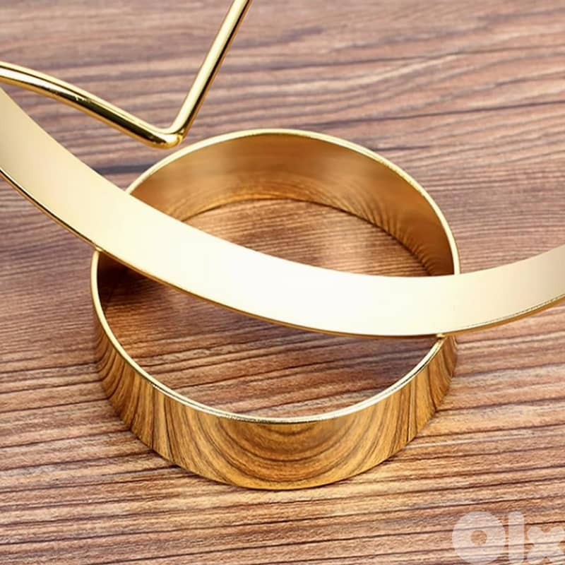 Round Wine Bottle Holder – Minimalist Gold Rack for Wine Lovers 4