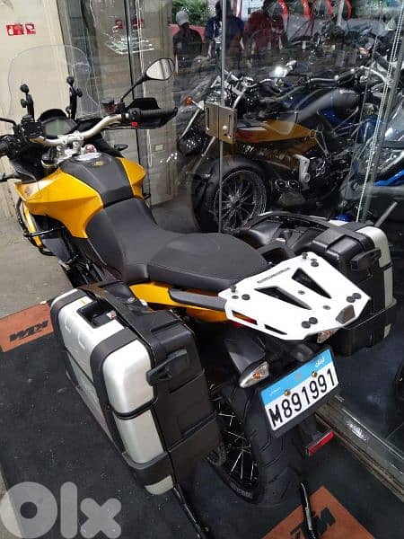 Aprilia Caponord 1200cc 17000klm model 2016 1