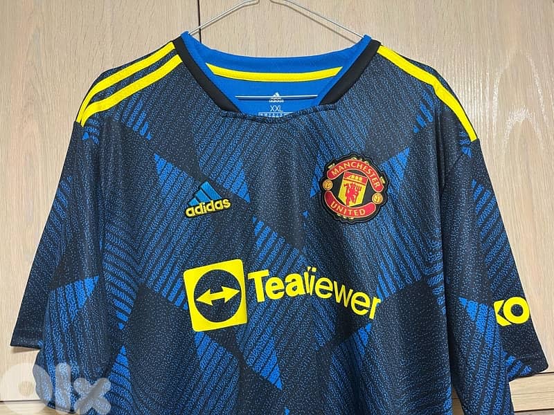 Ronaldo 7 21/2022 Manchester United third adidas kit 1