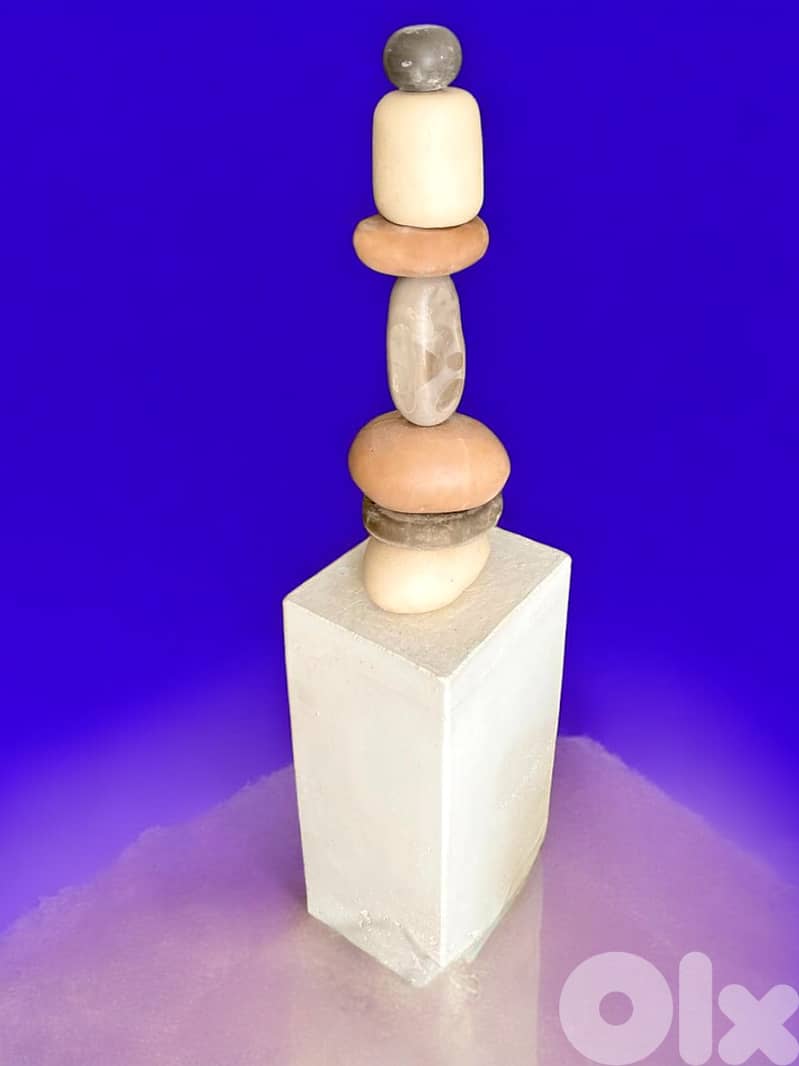 Concrete sculpture 0