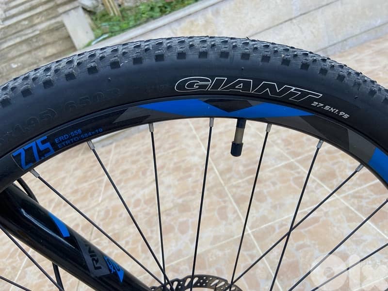Giant 2021 Rincon like New !! 2