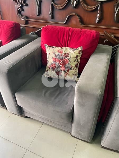 غرفة قعدة مستعملة شبه جديدة كتير مرتبة ومريحة 3