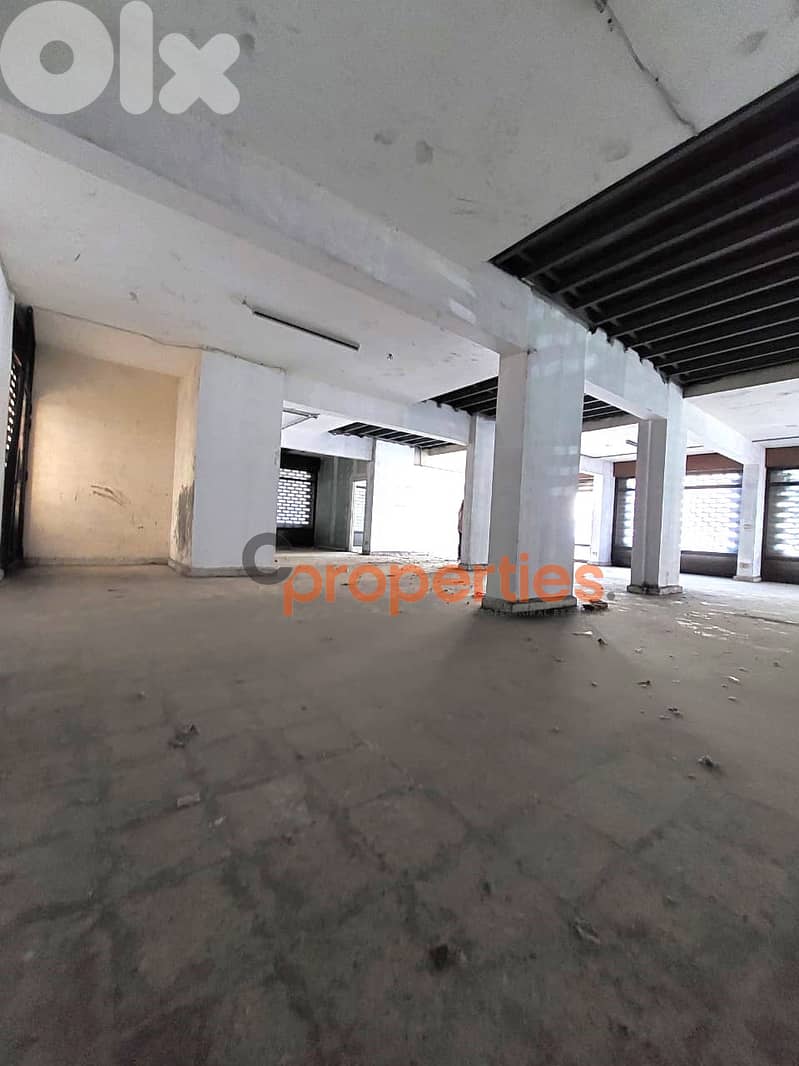 Shop for rent in Jdeideh / Showroomمحل للايجار في الجديدة  CPSM135-1 0