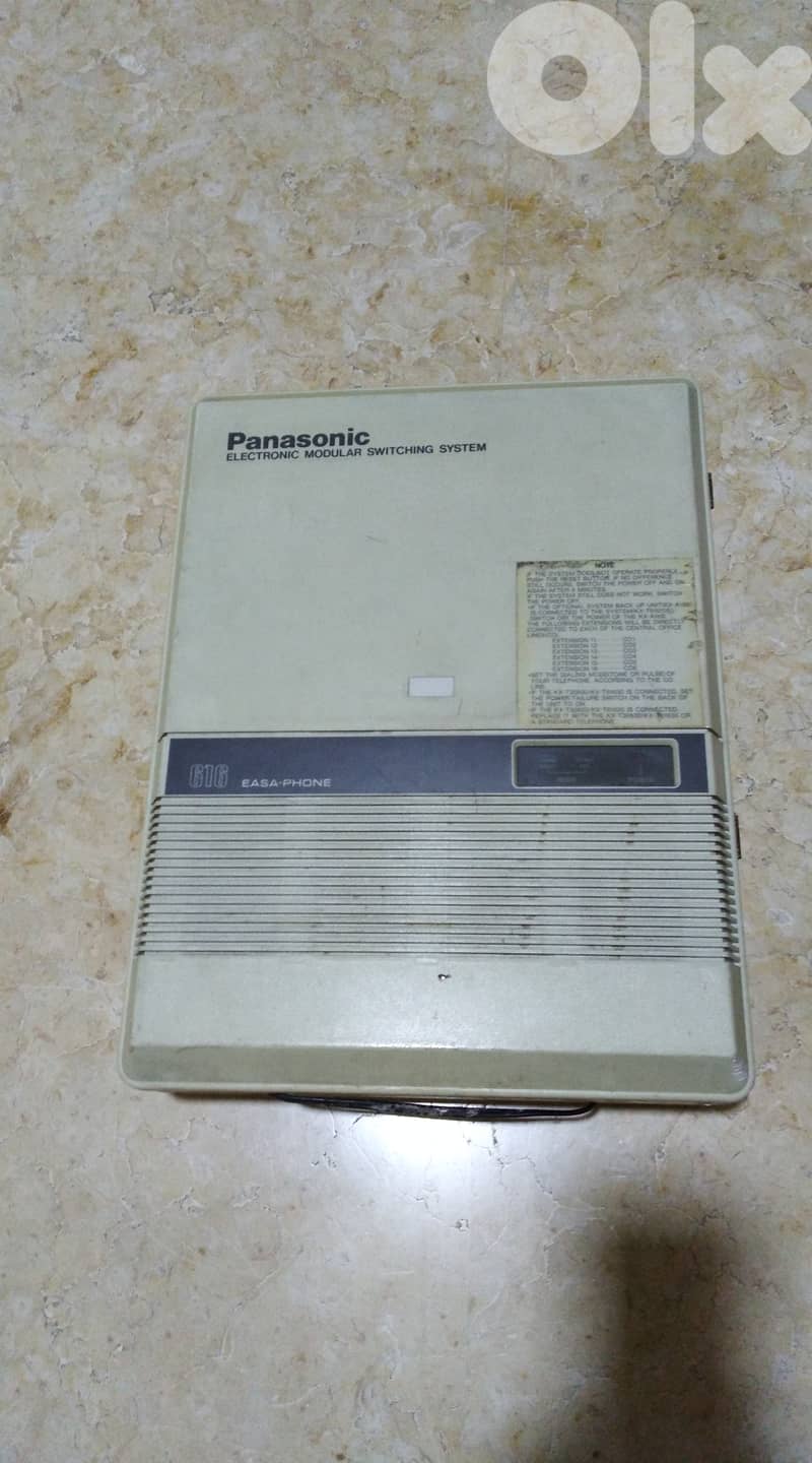 Panasonic central téléphone 6 Ext lignes 16 interior ligns still in v 2