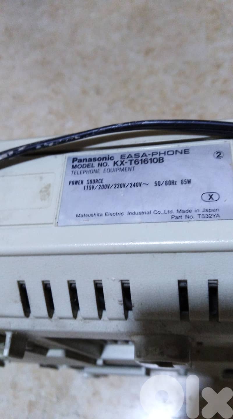 Panasonic central téléphone 6 Ext lignes 16 interior ligns still in v 3