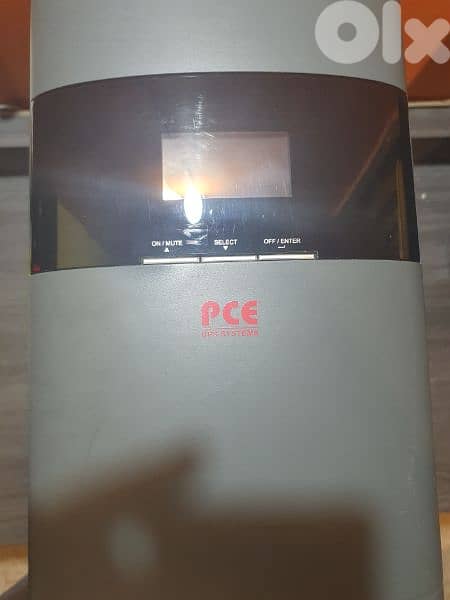 UPS Online 3KVA / 3000VA - [2700W] 2