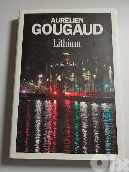 Books for sale. . . Livres à vendre 1