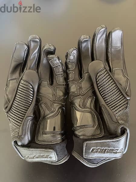 motorcycle gloves 1