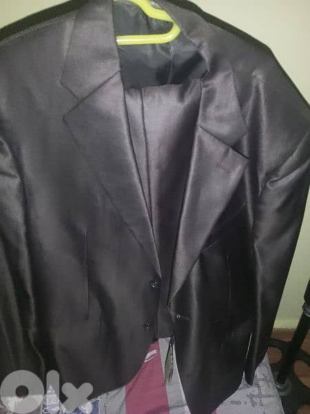 brand new Armani collezioni suit/blazer special price/طقم ارماني جديد 0