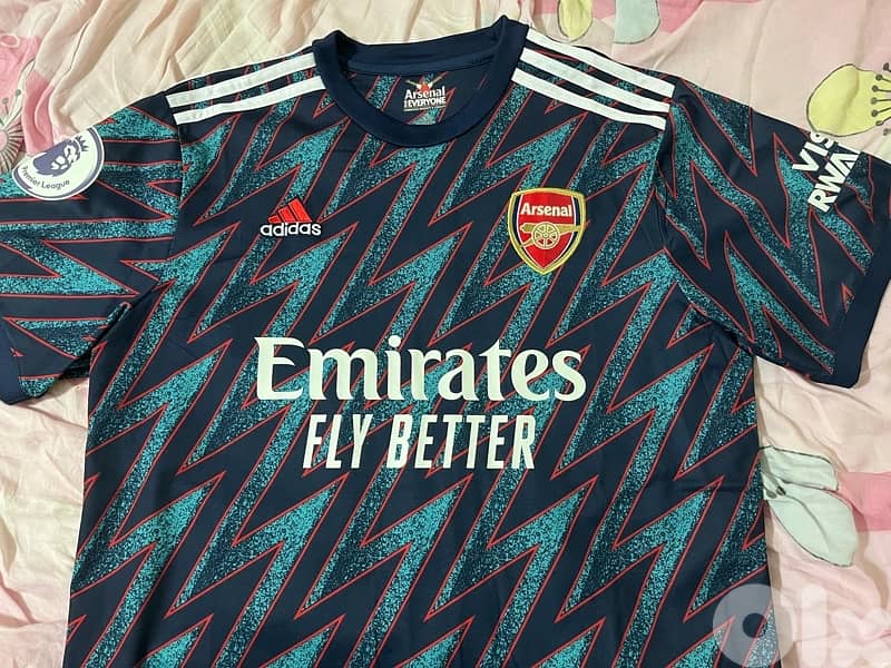 arsenal bergkamp 10 limited edition adidas shirt 4