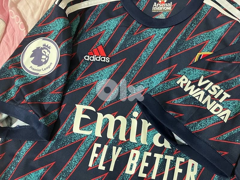 arsenal bergkamp 10 limited edition adidas shirt 5