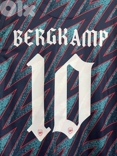 arsenal bergkamp 10 limited edition adidas shirt 6