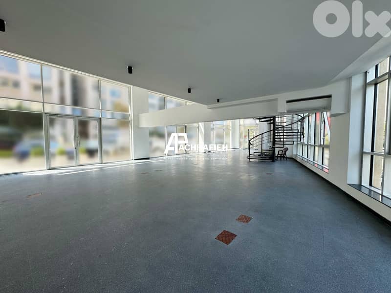 2,210 SQM - Building For Rent in Achrafieh 0