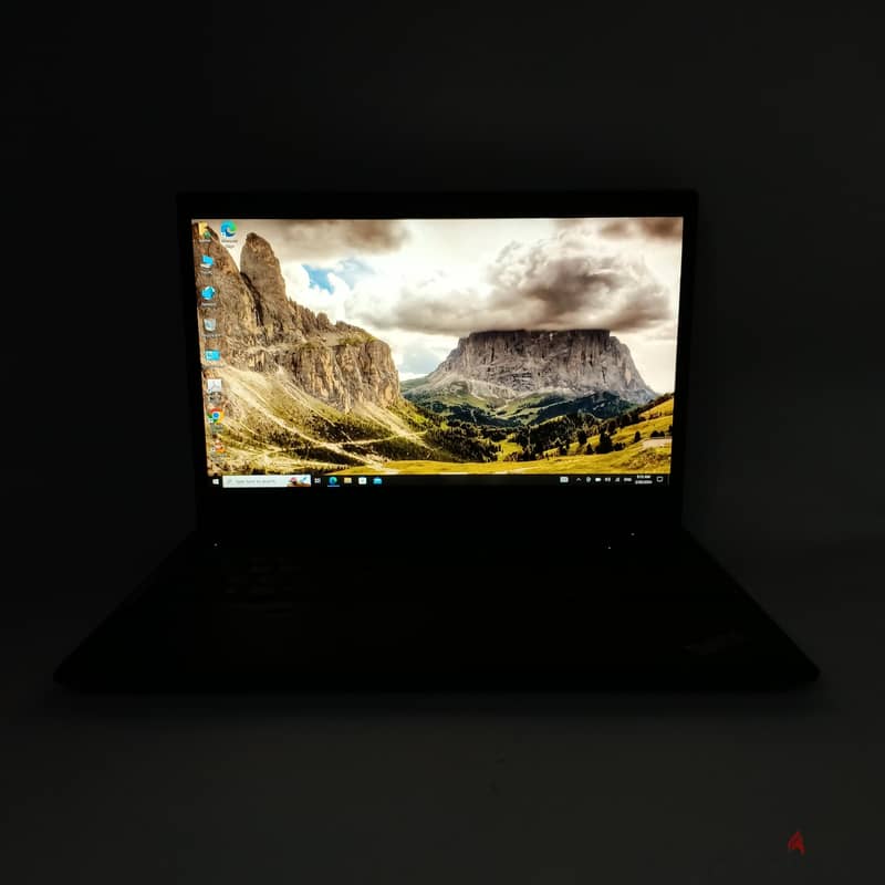 3813 Used Laptop Lenovo ThinkPad T580 Core i7 8Th Gen 2GB Ded VGA 15.6 5