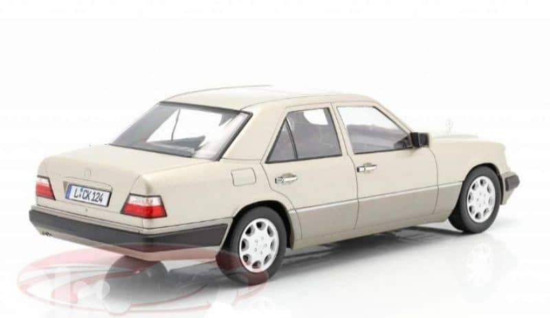 Mercedes E class W124 diecast car model 1;18. 3
