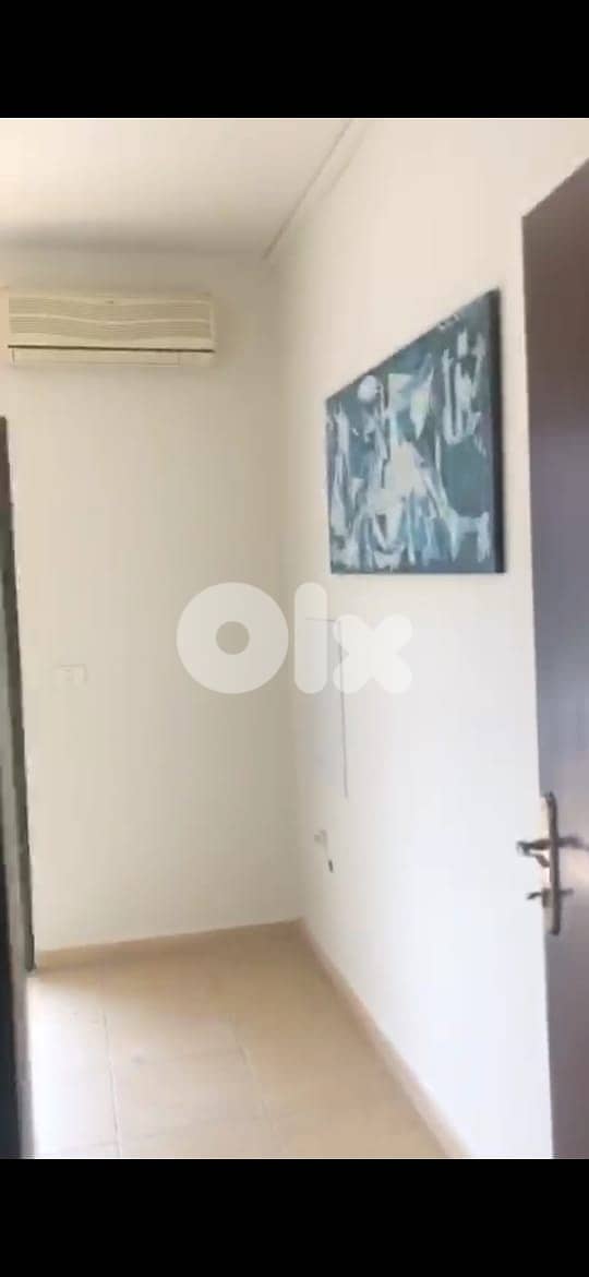 Office 150m for rent prime location in Jdeideh main upper road Rf#6368 0