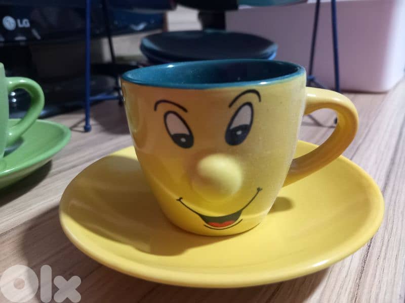 smile coffee cups set 3