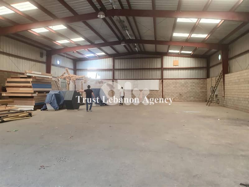 Warehouse + Office for sale in Mkalles 3500 Sqm 0