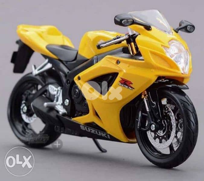 Suzuki GSXR 600 diecast motorcycle model 1:12 0