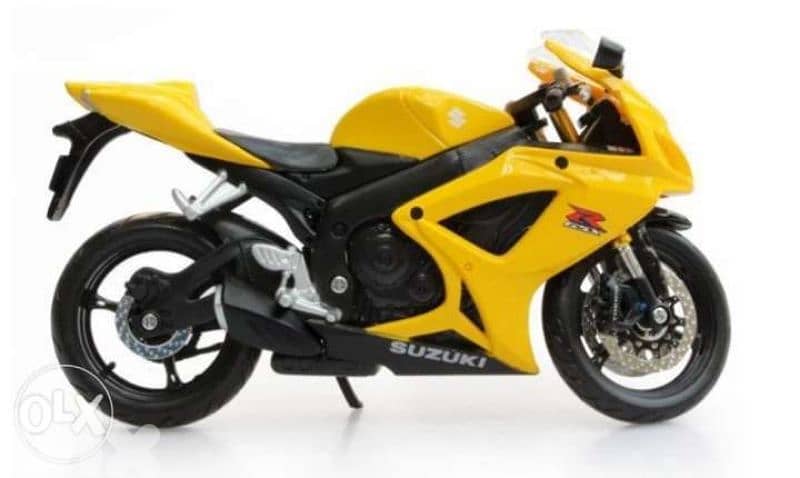 Suzuki GSXR 600 diecast motorcycle model 1:12 3