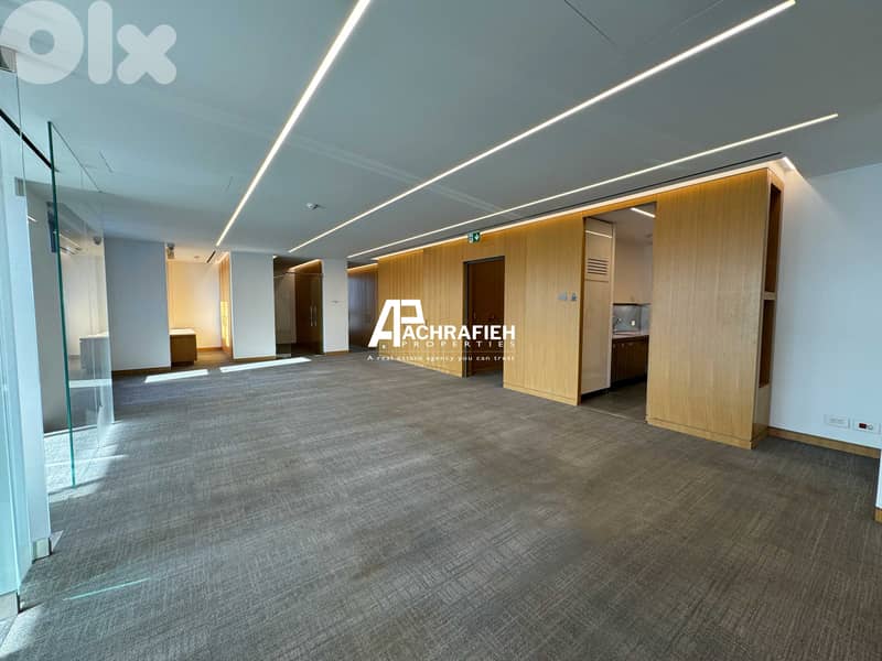 Office for Rent In Achrafieh - مكتب للإجار في الأشرفية 0
