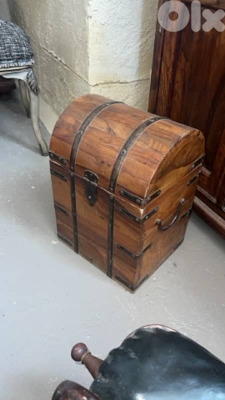 solid wood teak box 0