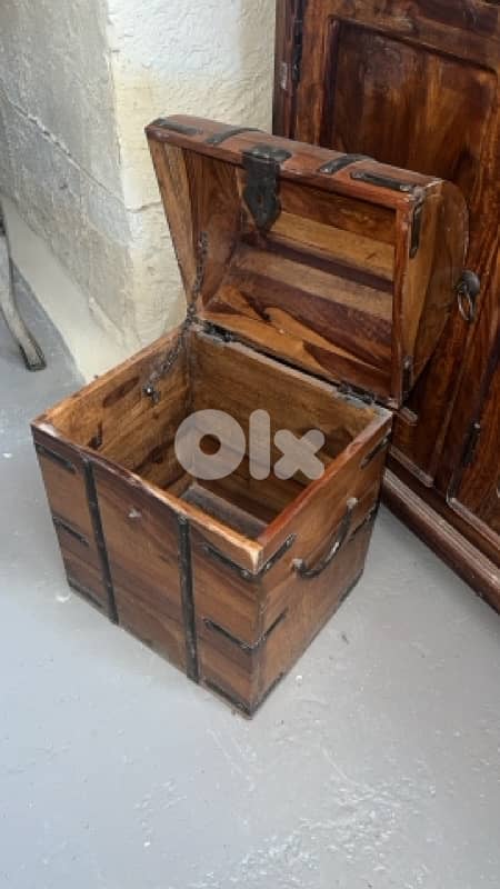 solid wood teak box 1