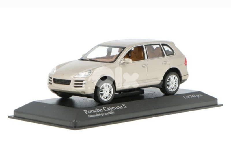 Porsche Cayenne S diecast car model 1;43. 1
