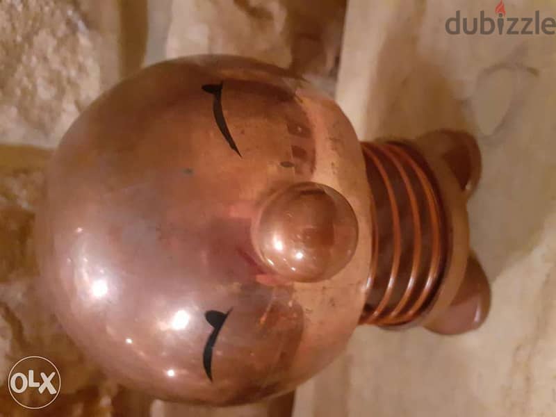 تحفة انتيك هزاز للسيارة او للمكتب 0