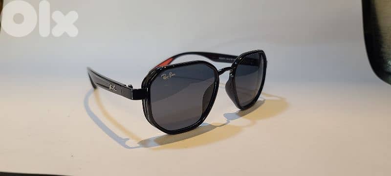 Ray Ban Ferrari Glossy Black luxurious sunglasses with G15 lenses 70% 0